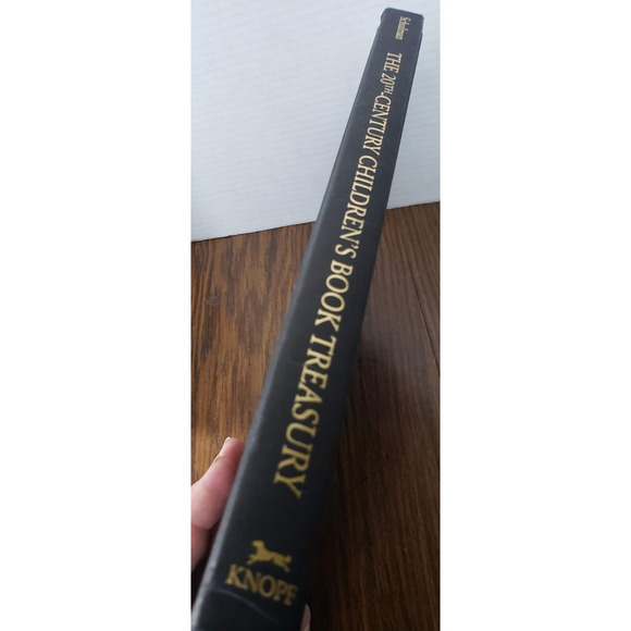 The 20th-Century Children's Book Treasury: Picture Books and Stories - Picture 5 of 10